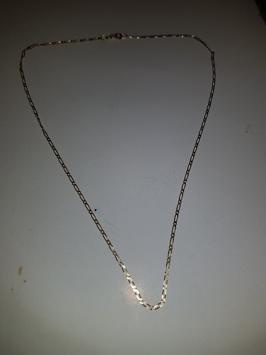 Złoty łańcuszek tanio