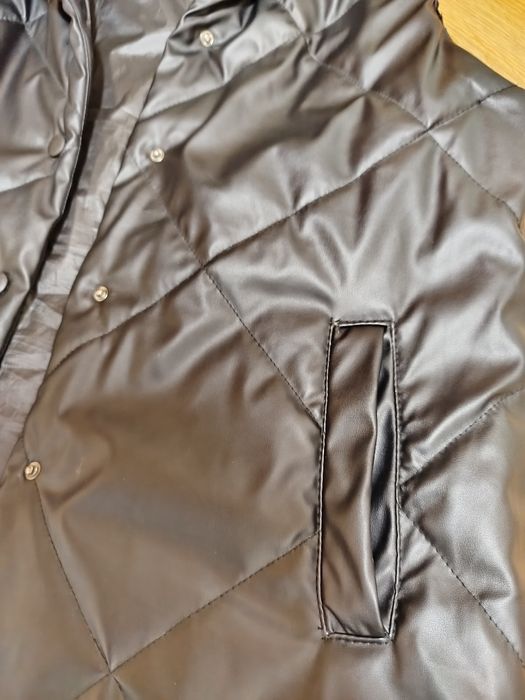 Продам жилетку екошкіра