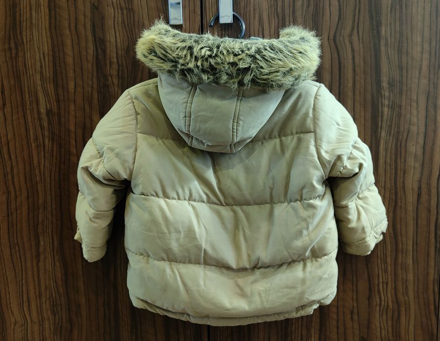 Puchowa, zimowa kurtka rozmiar 80