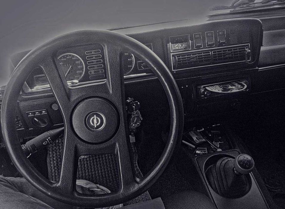 Opel Rekord Cupe 2.0 injector