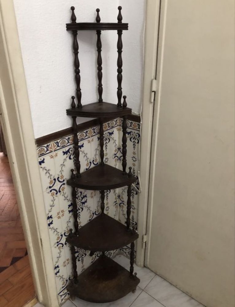 Movel de entrada em carvalho