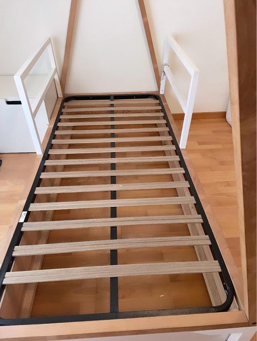 Cama tipo montessori com gavetão (segunda cama)