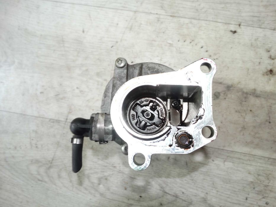 Вакуумний насос Renault Laguna 2 Megane 2 Scenic 2 1.9DCI D163322916