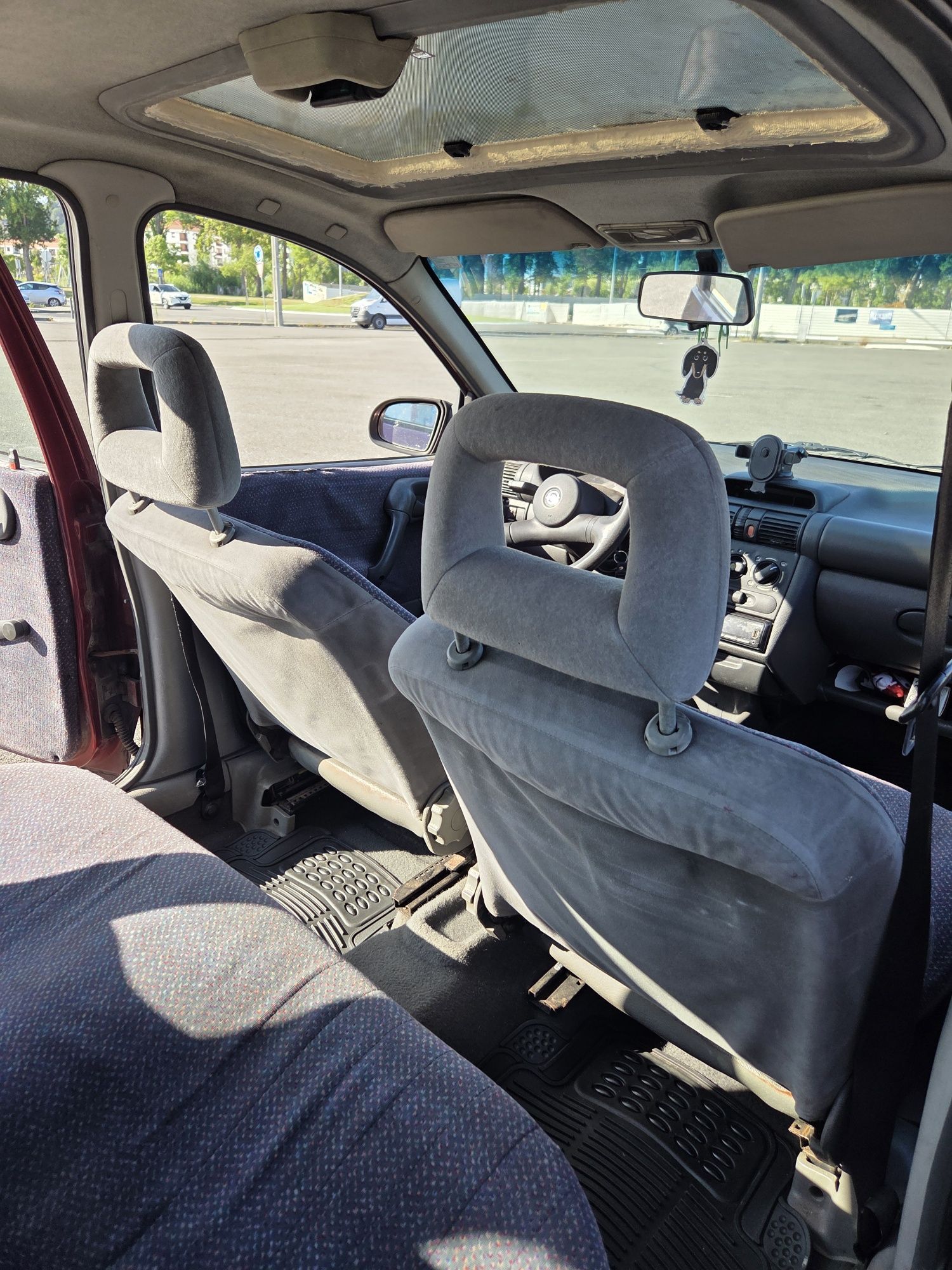 Carro Opel Corsa b