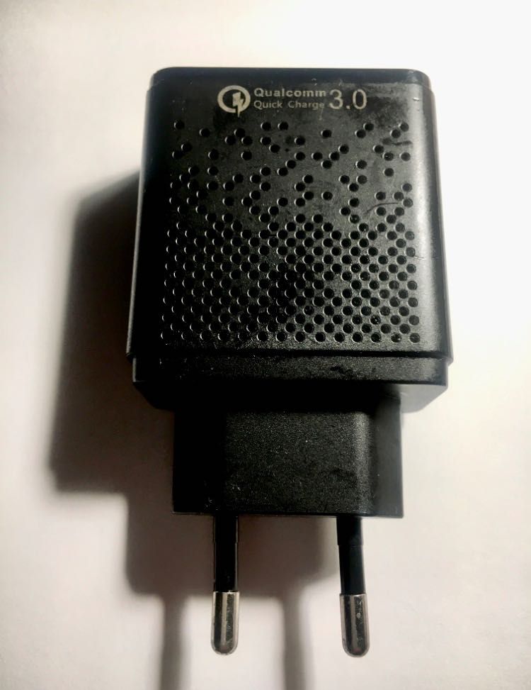 Быстрая зарядка QOOVI USB original