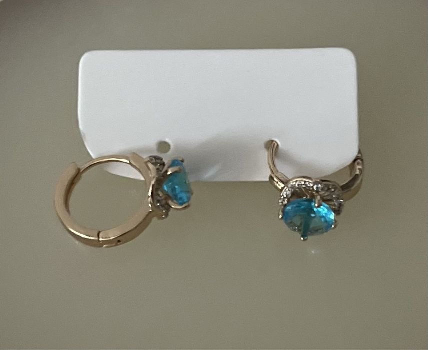 Kolczyki z tyrkusowym oczkiem