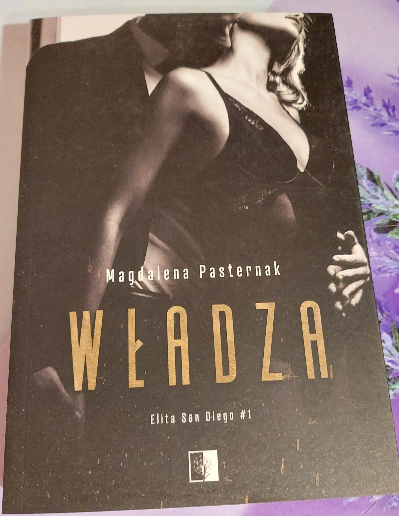 MAGDALENA Pasternak książka tom 1