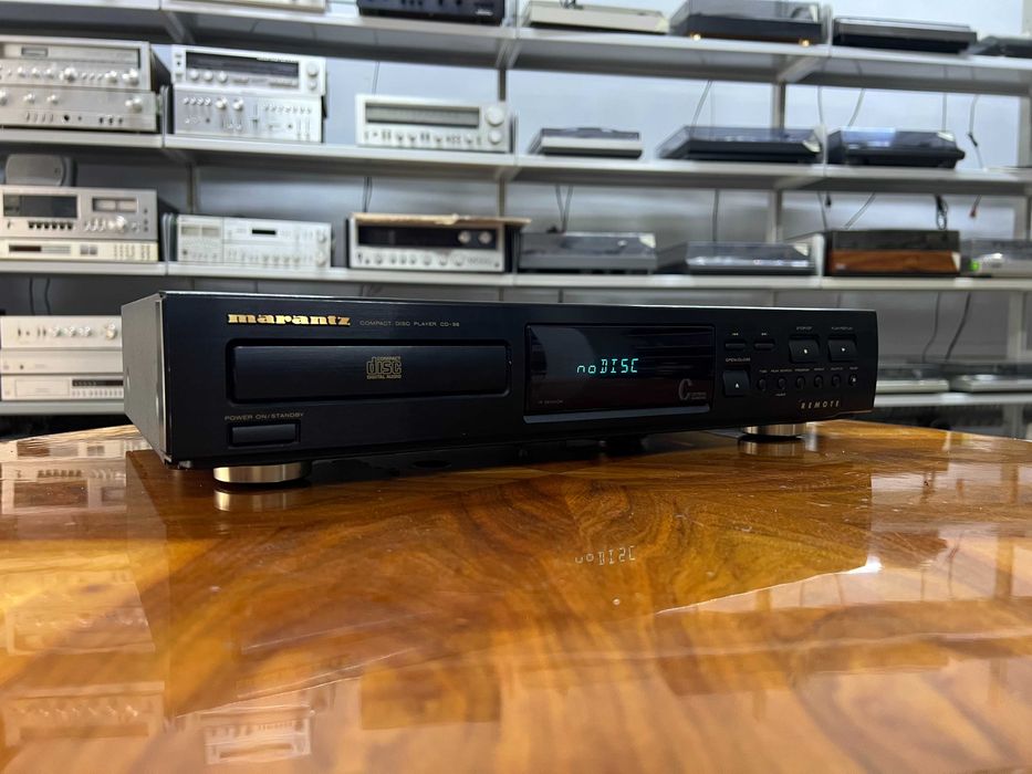 Odtwarzacz płyt CD Marantz CD-38 Audio Room