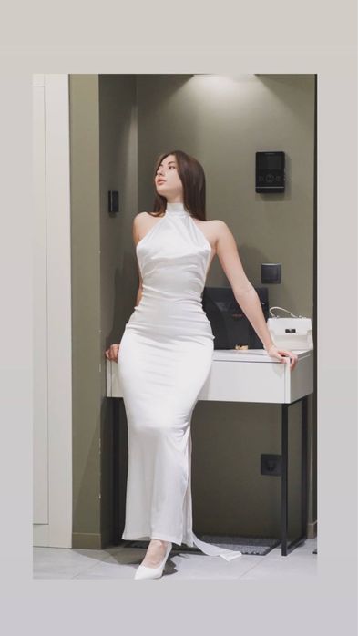 Розпродаж вечірніх суконь