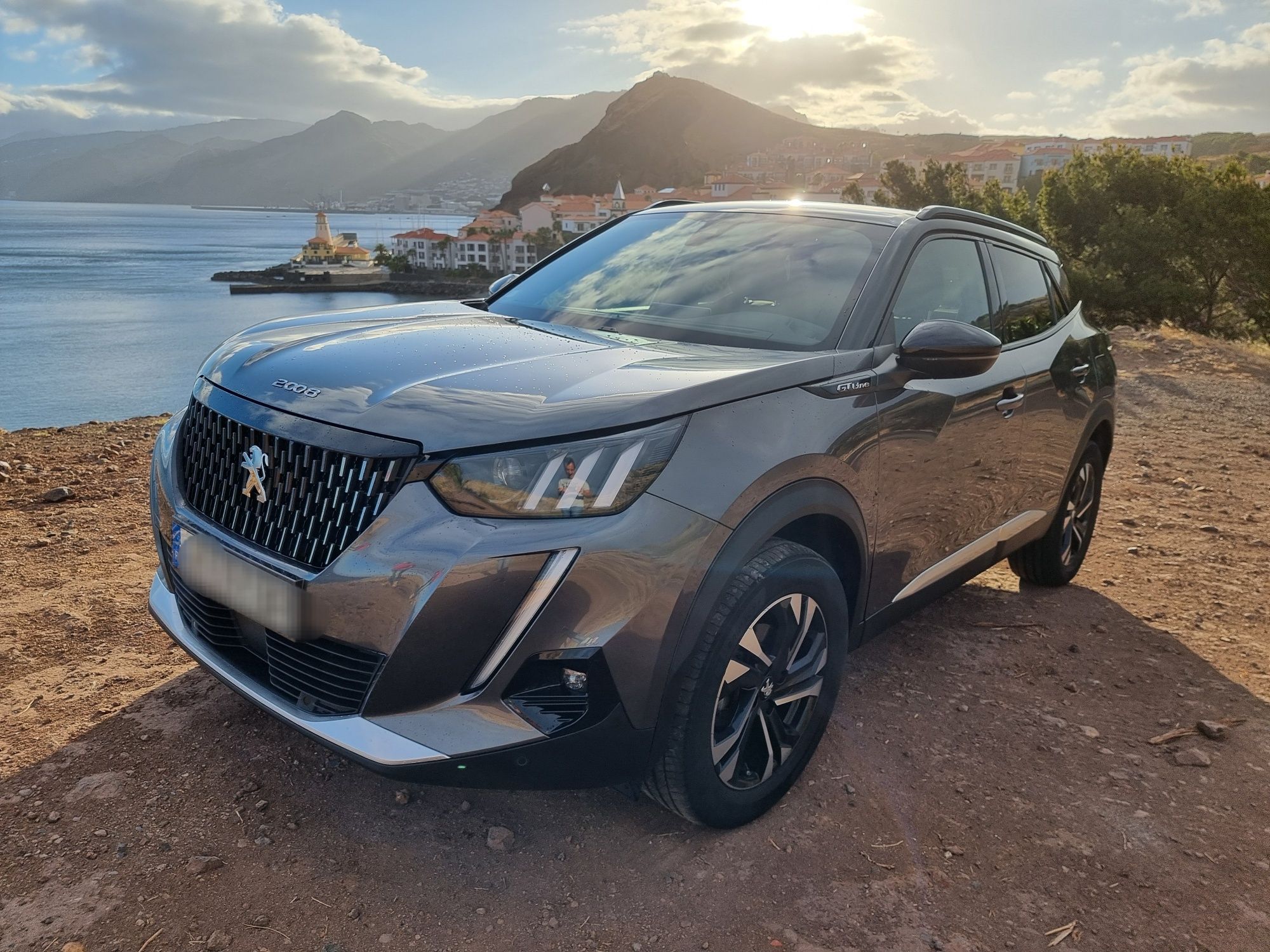 Peugeot 2008 1.5 blue hdi gasoleo Versão GT Line