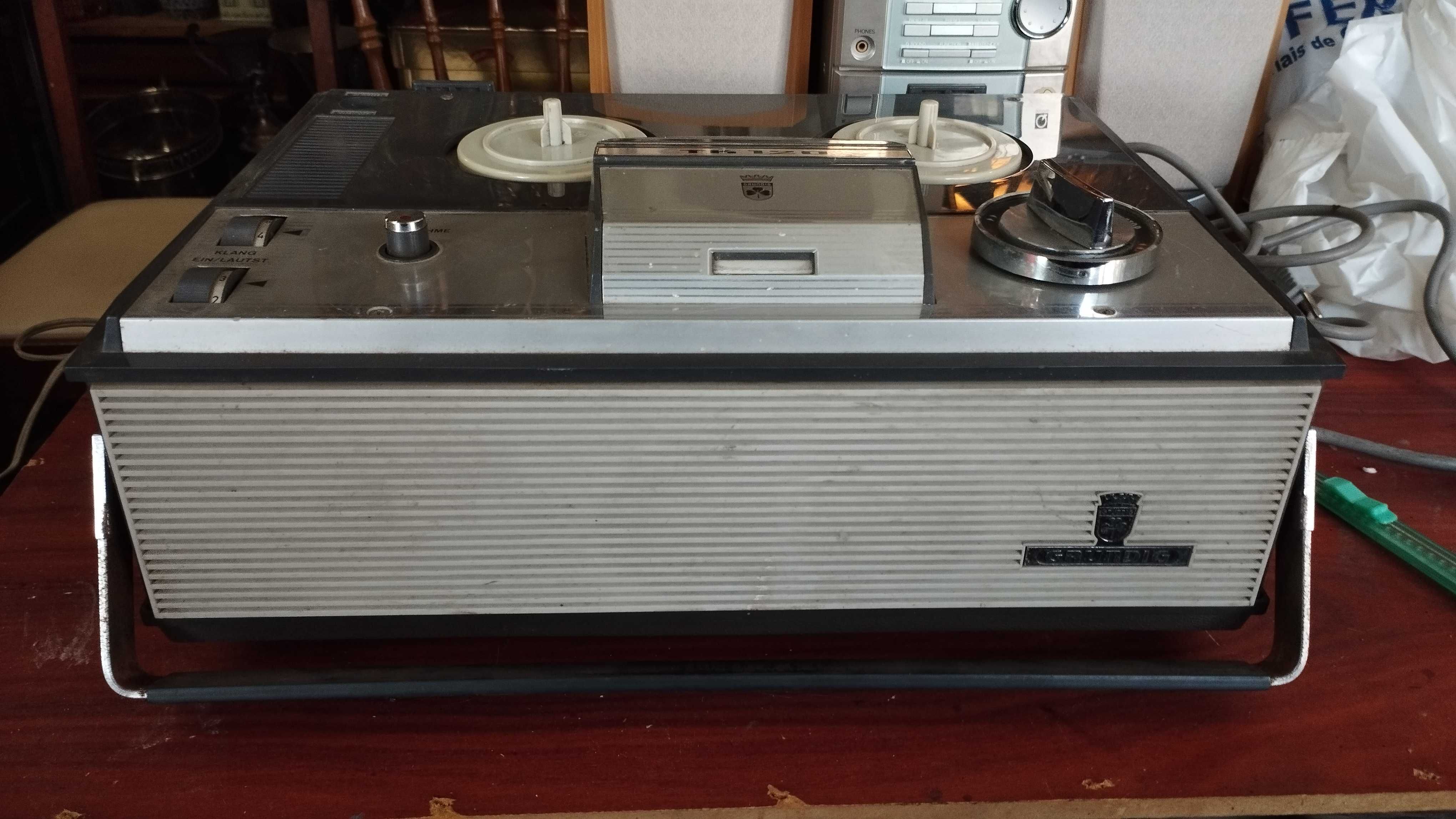 Gravador Grundig TK 120 no