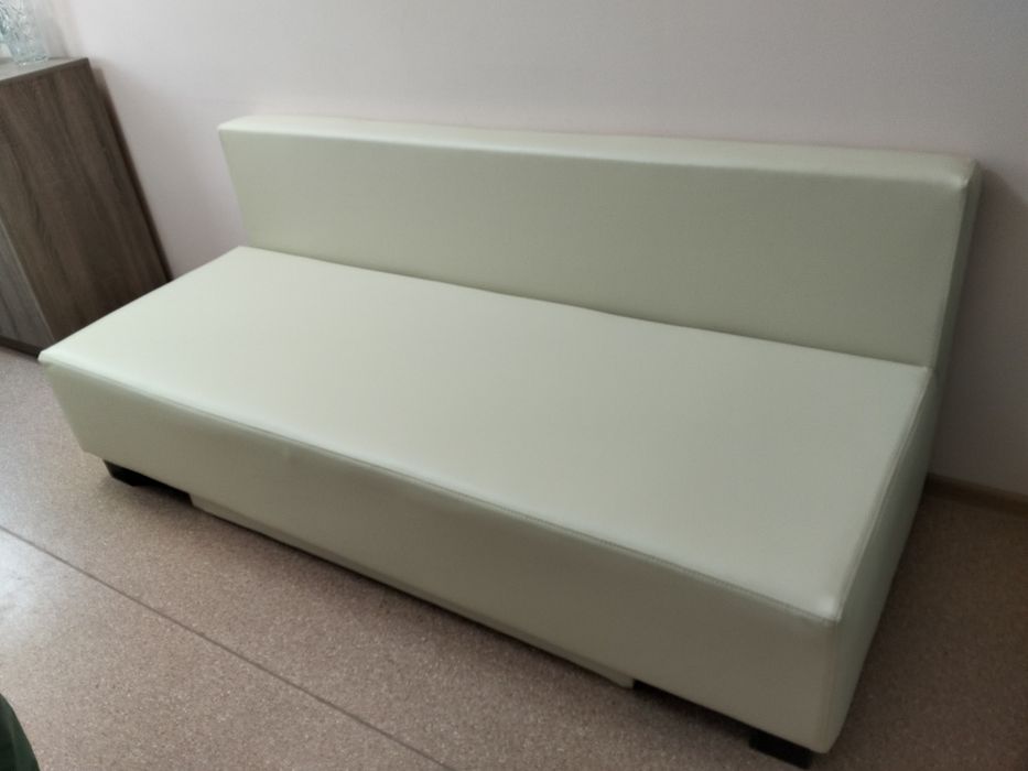 Перетяжка и ремонт мебели