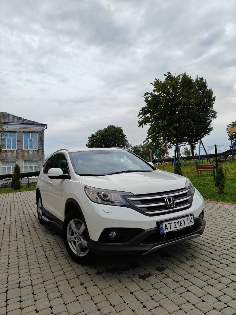Продам honda cr-v 2.2 дизель.Білий перламутр.Пробіг підтверджений