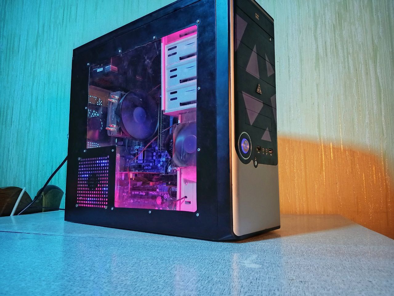 Компьютер, amd 4 ядра, Ram 8гб, 820 гб