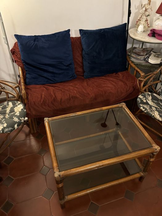 Moveis de sala sofas, cadeiras e mesa