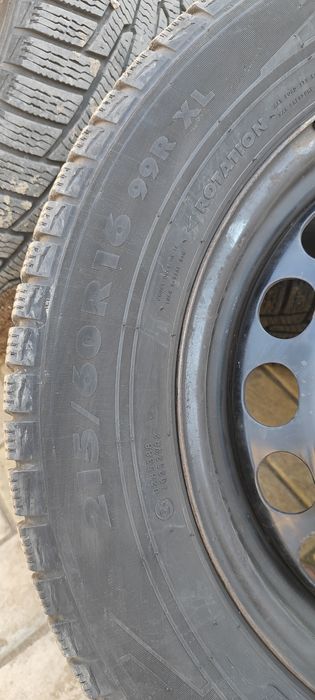 215/60/16 зима Nokian с дисками и колпаками