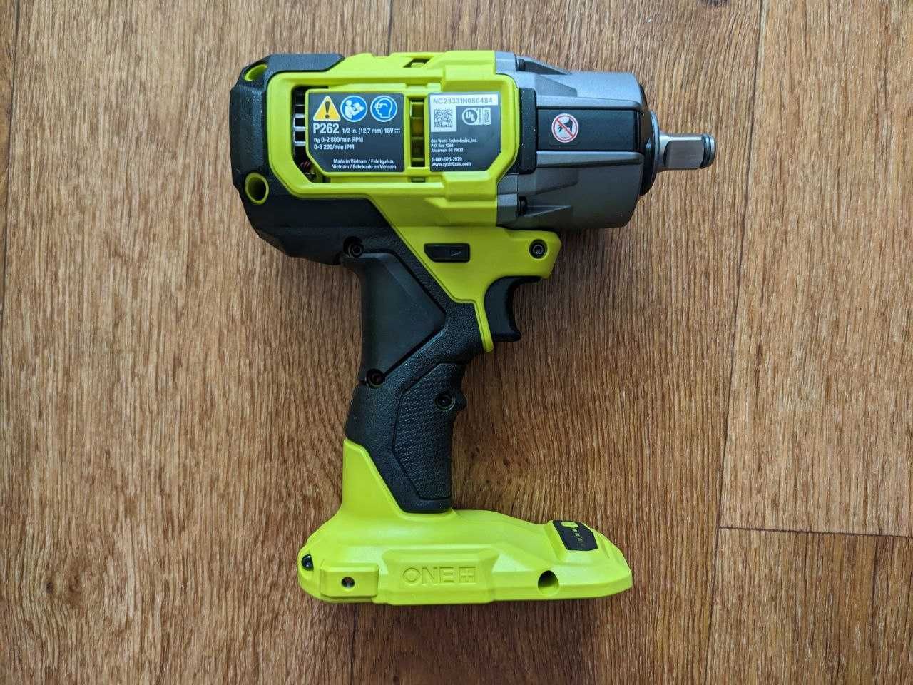 Бесщеточный гайковерт Ryobi ONE+ HP P262 18V