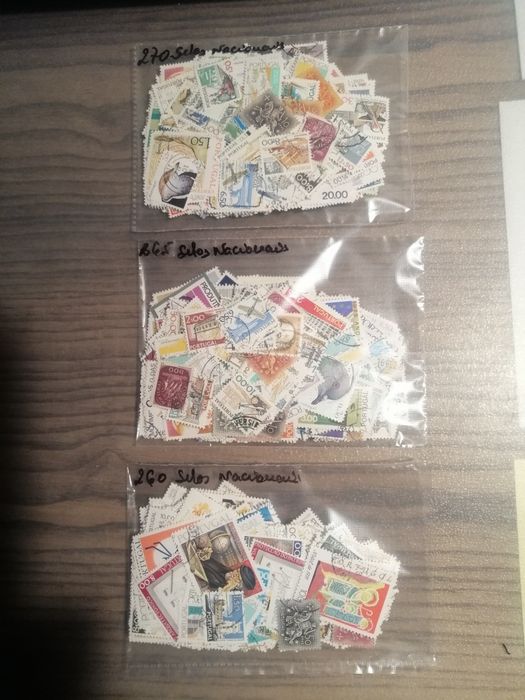 Lotes de 260, 265 e 270 selos Nacionais