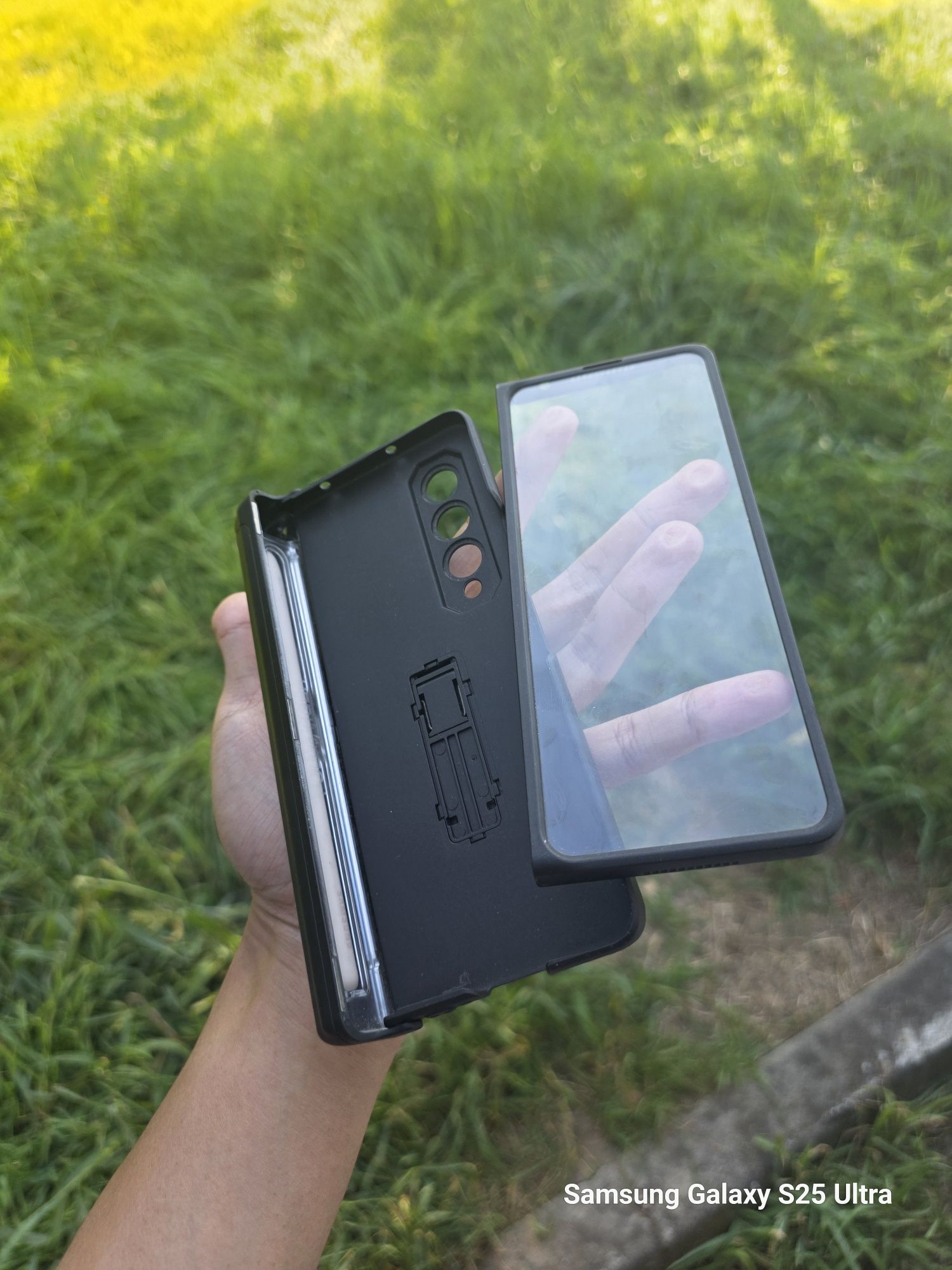 Etui do Samsung Galaxy Z Fold 4