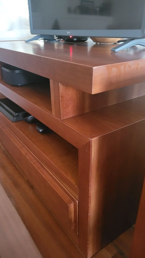 Movel de televisão