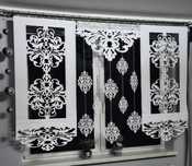panel ornament z koralikami