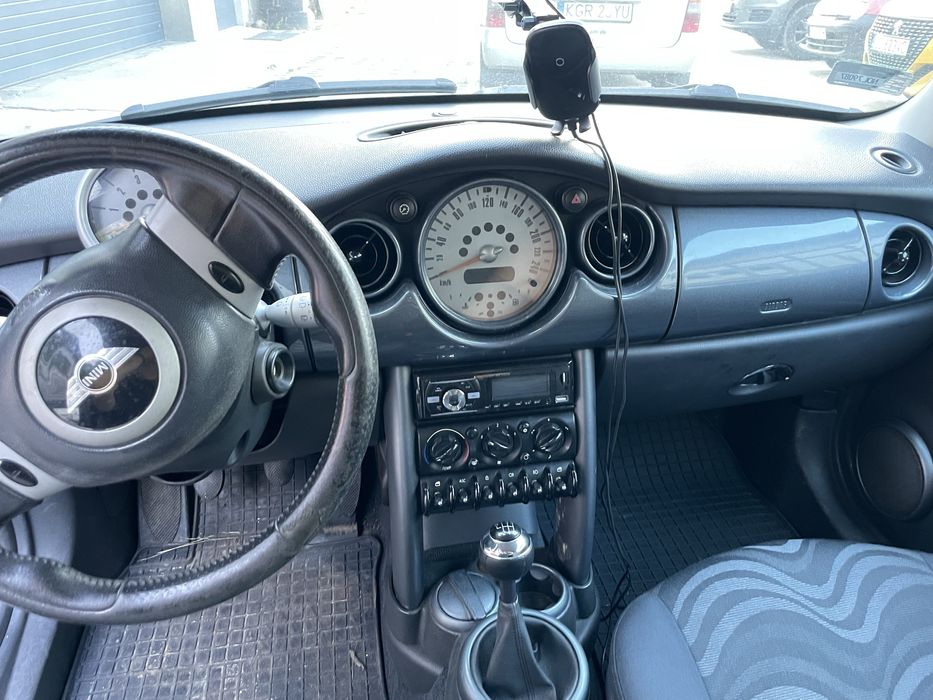 Sprzedam Mini Cooper uszkodzony