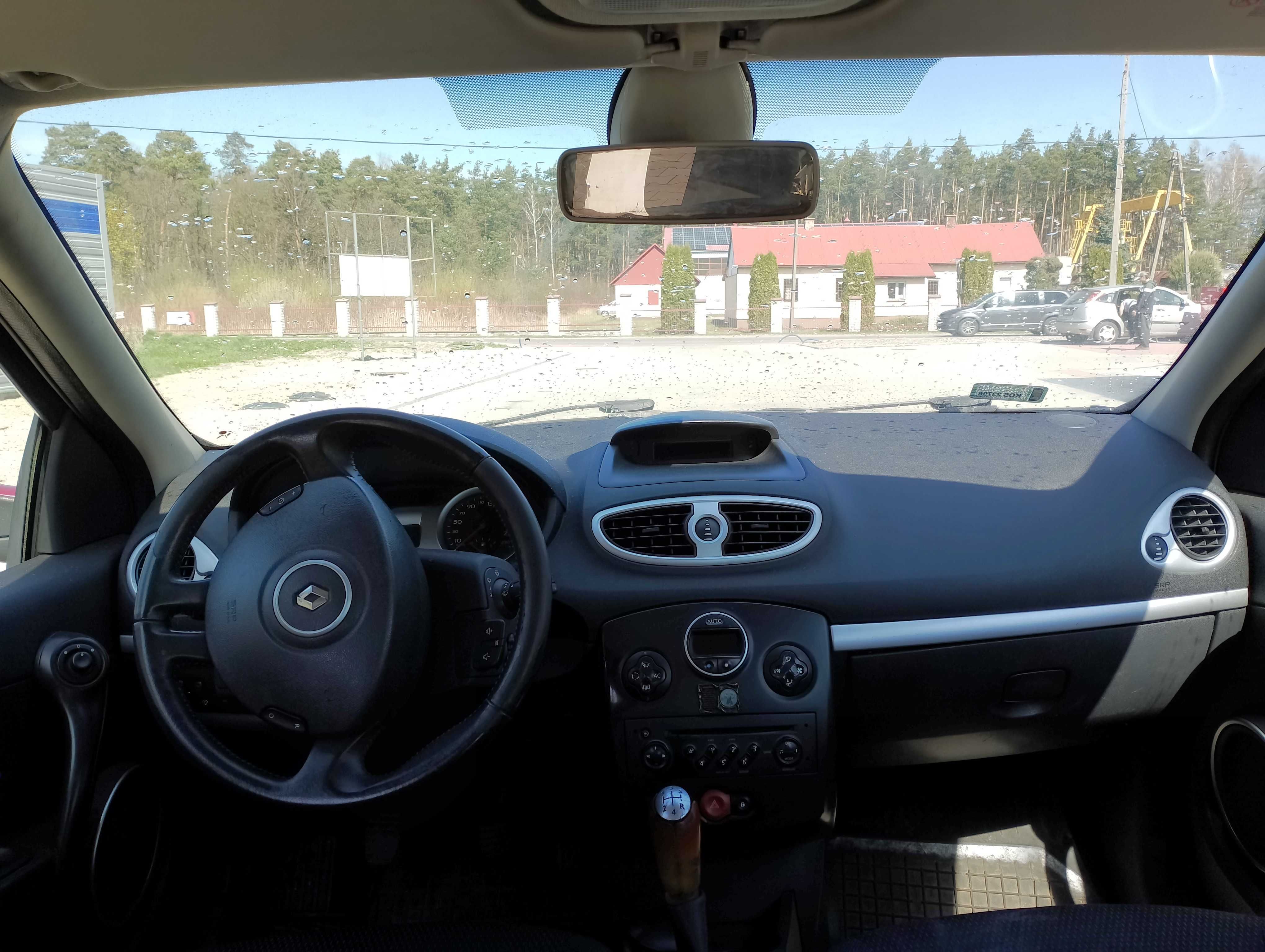 Renault Clio.   1.5 dCi  2006r