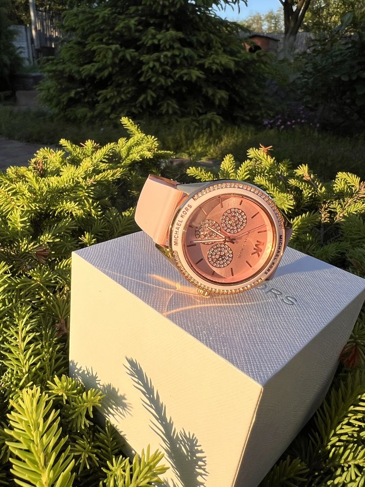 Часы Michael Kors