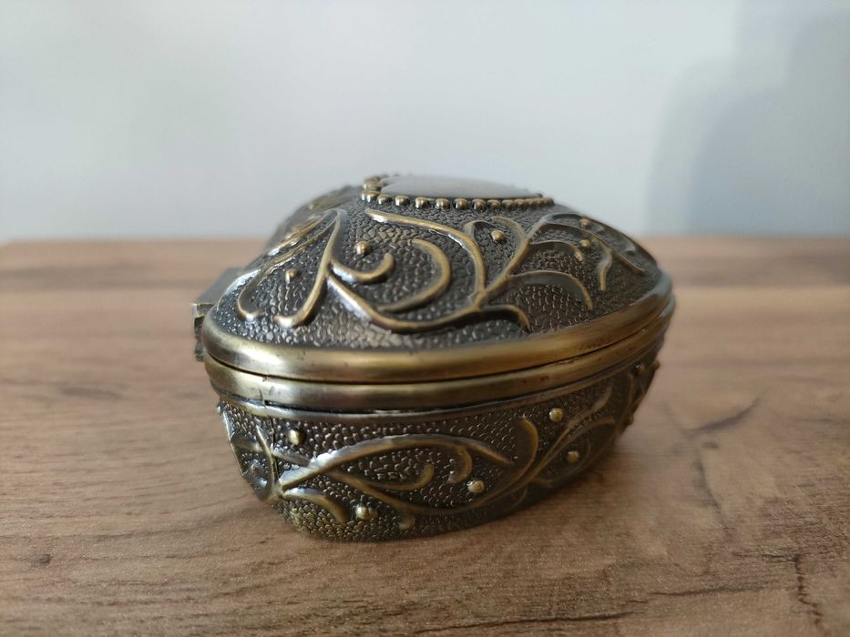 Pudełko na biżuterię