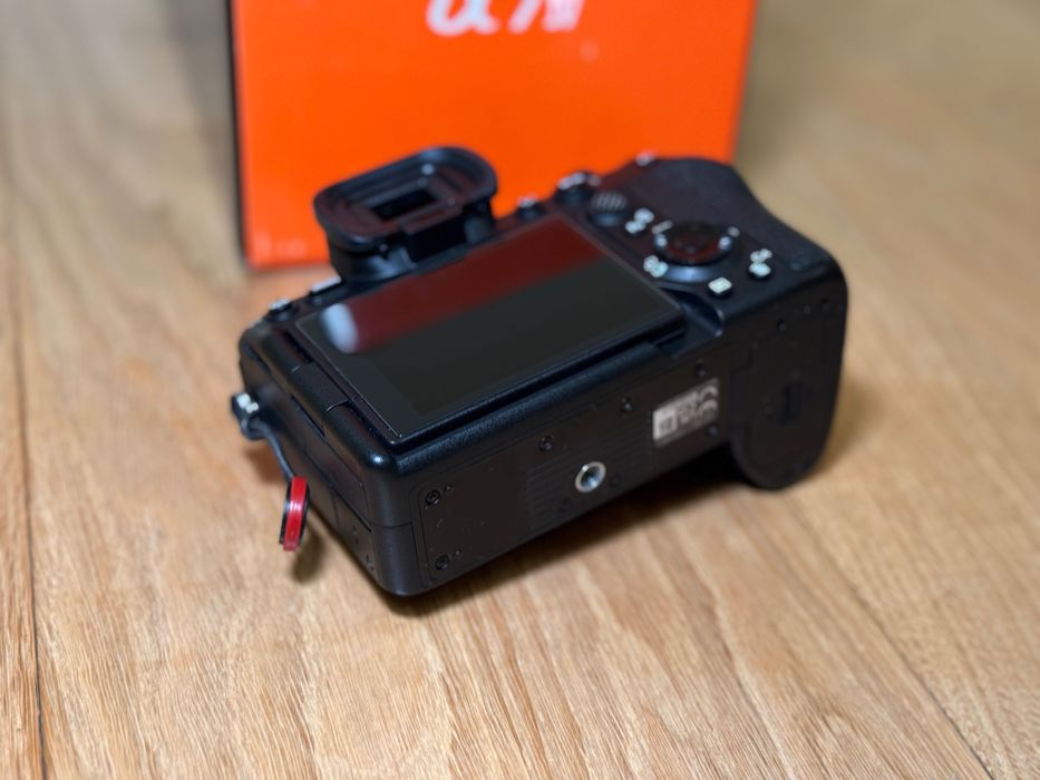 Sony A7 IV (Corpo) - Perfeito Estado - Garantia até 12/2028