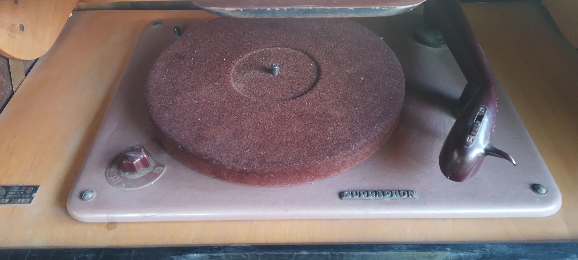 Stary Gramofon Chlebak