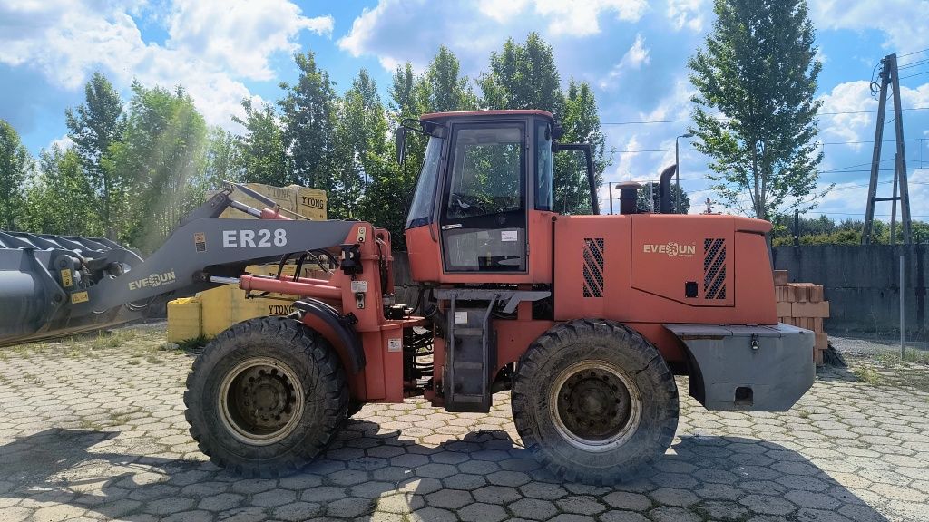 Evern ER28 z wagą + widły