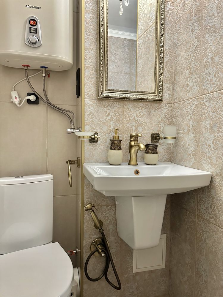 Comfort S Apartment ! VIP ! Центр міста! ТРЦ Україна!