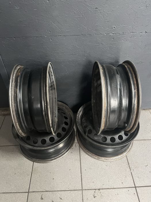 Диски 5/112 r15 металеві