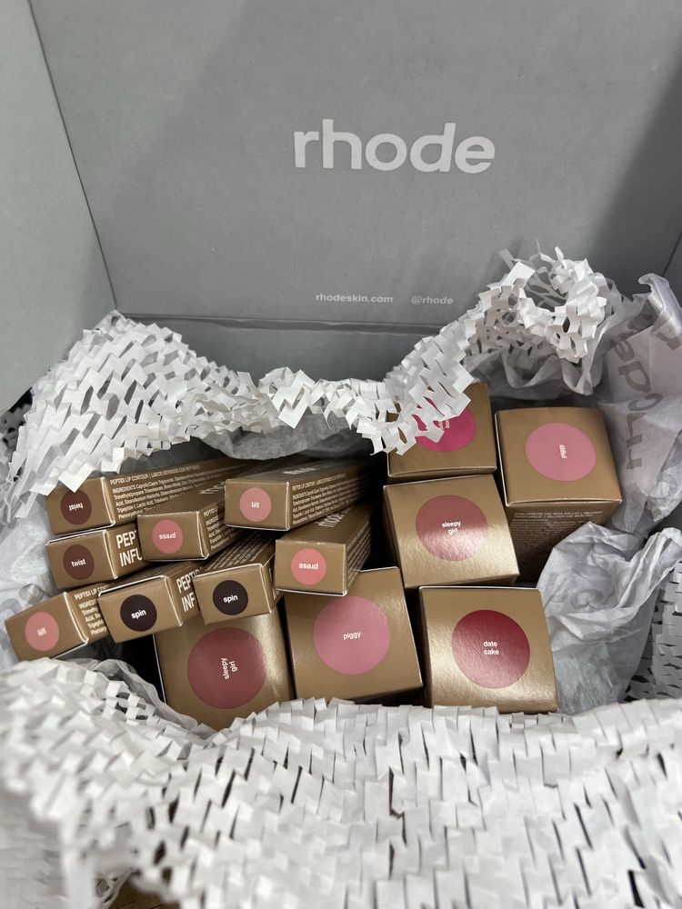 Румʼяна Rhode оригінал sleepy girl piggy sprinkle juice box date cake