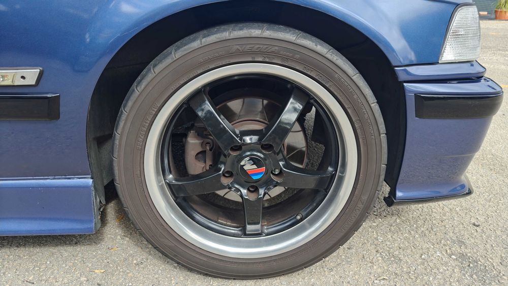 Vendo BMW E36 316i  88 000KM