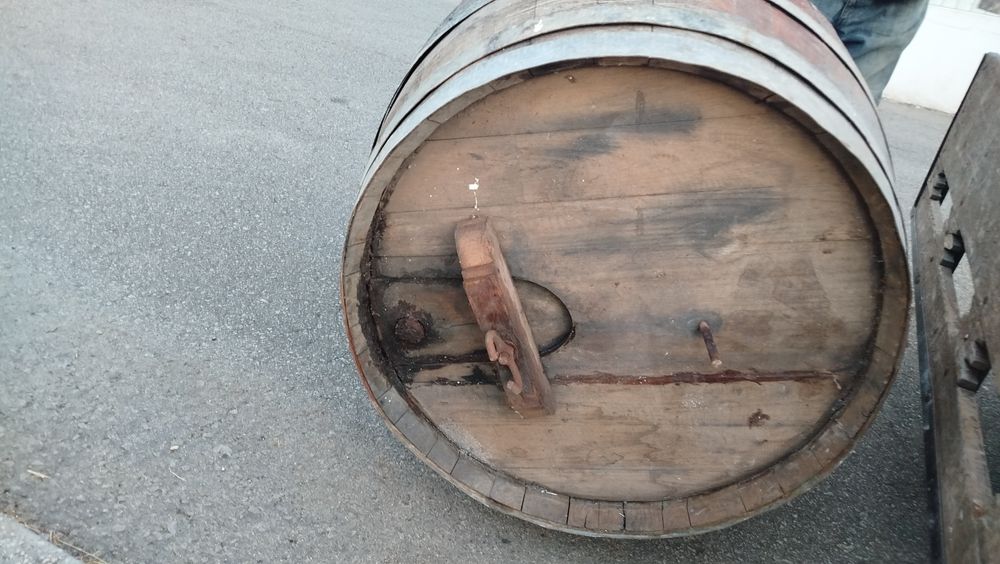 Pipa 500 litros velha para decoração