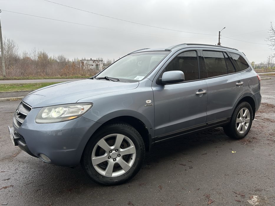 Хундай Санта Фе 2006 рік,2.7 газ бензин,механіка 7місць