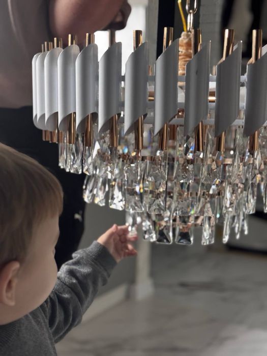 Роскошная люстра