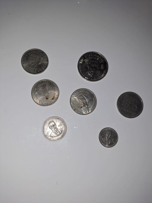 Todas as Moedas escudo