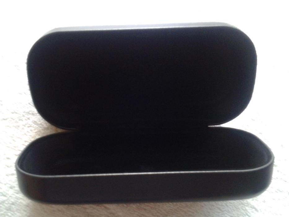 Etui do okularów Balmain