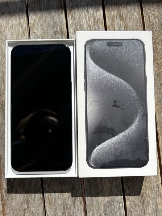 iPhone 15 Pro Max
