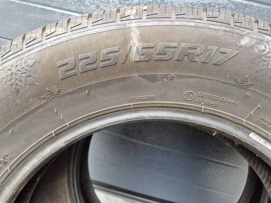 Opony zimowe SUV 225/65/r17