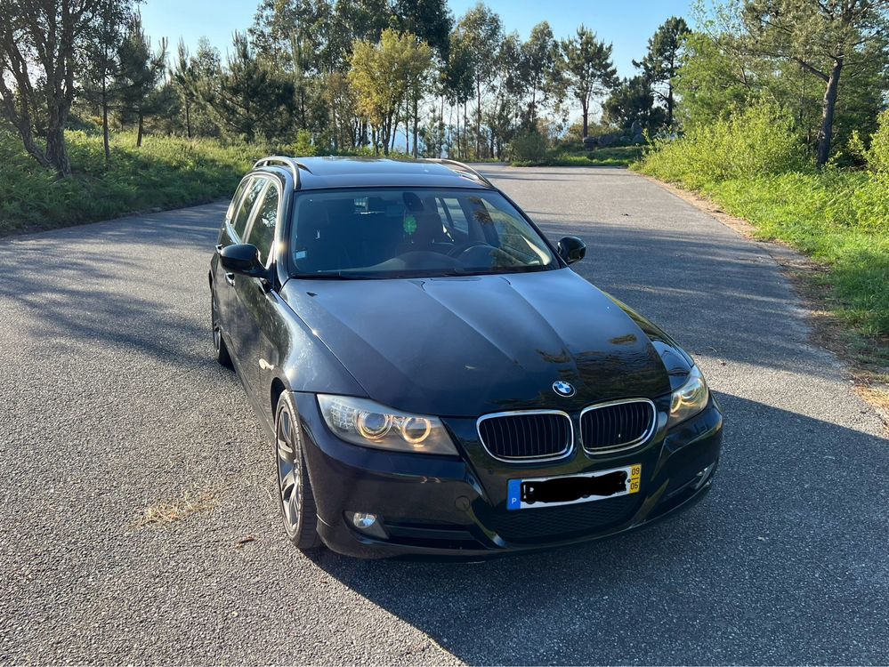 BMW 318 d Touring Lci  Navigation