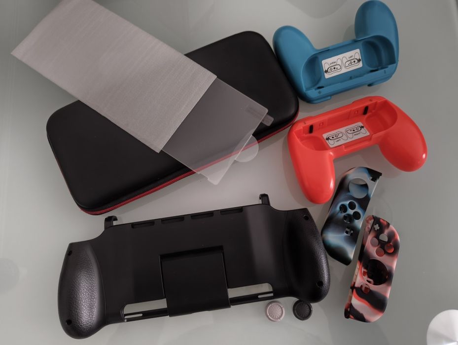 Nintendo Switch V1 em caixa