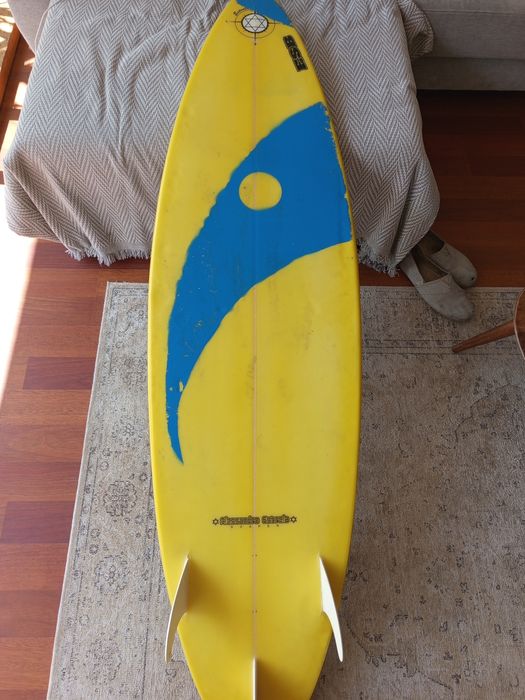 Prancha surf 6'1 com saco deeply
