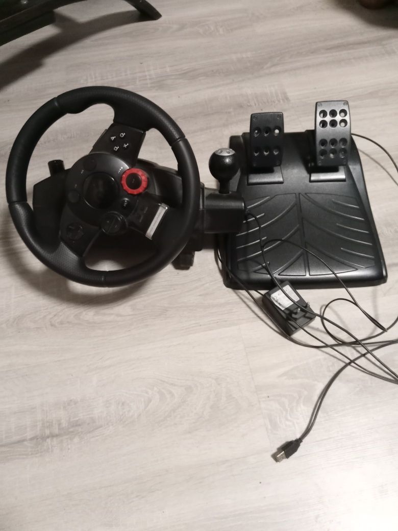 Konsola PS3 kierownica symulator elektronika Pilne!!
