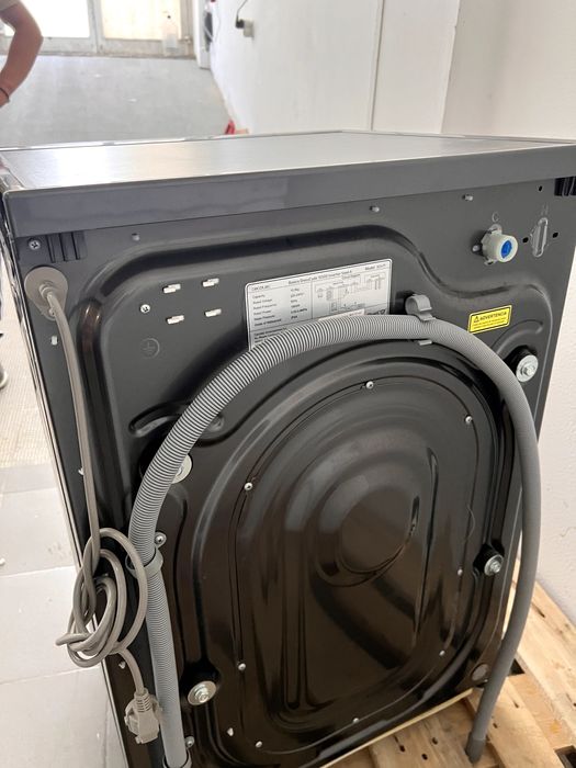 Máquina de Lavar Roupa Cecotec 10kg Carga Frontal Bolero Dresscode