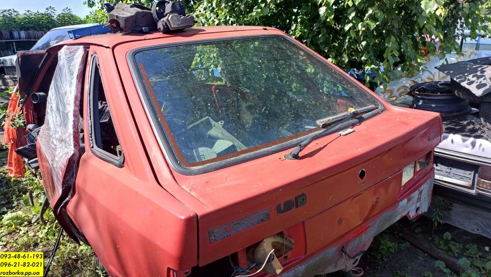 Задня ляда форд ескорт мк4 , кришка багажника ford escort mk4 хечбек