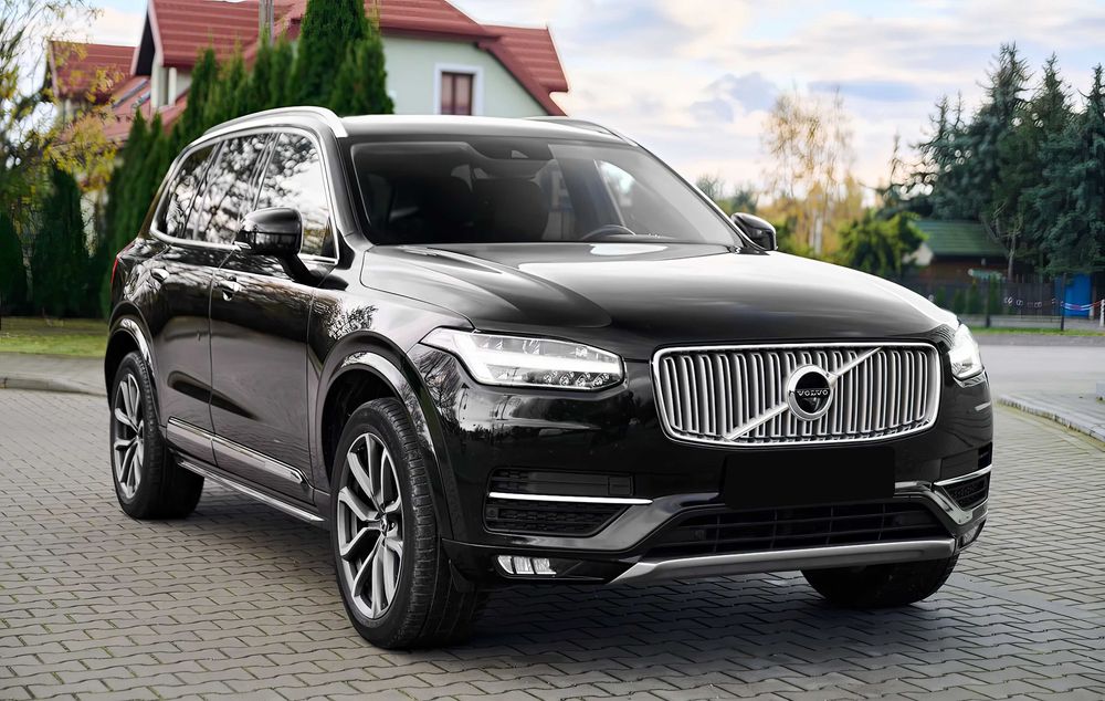 Volvo XC90      2019